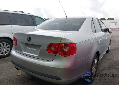 2007 Volkswagen Jetta Wolfsburg Edition from USA, damaged, VIN 3VWEF71K47M188572